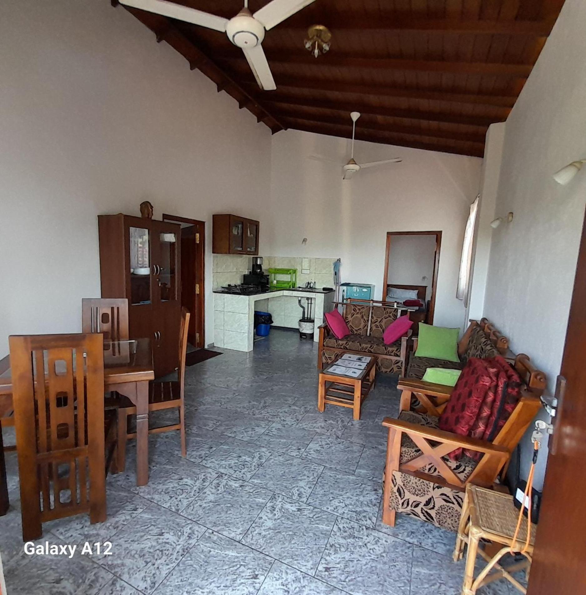 Slg Villa Hikkaduwa Extérieur photo